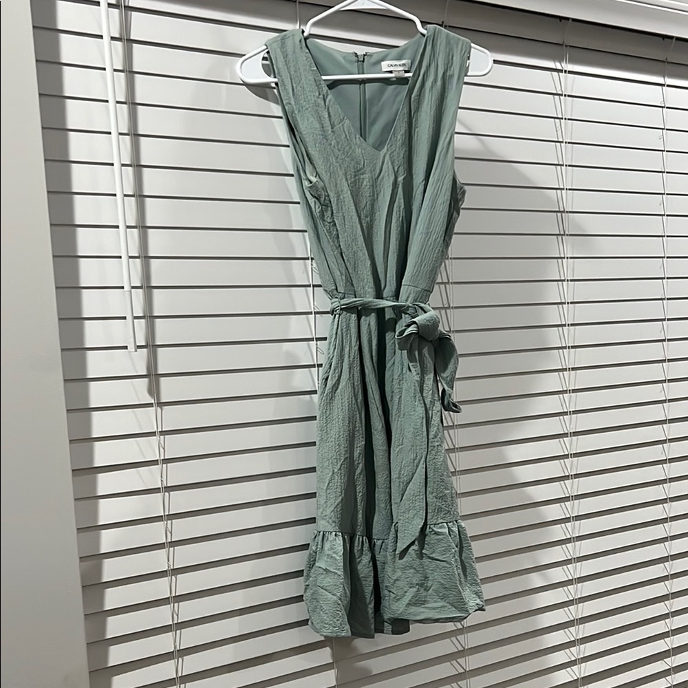 Calvin Klein Green Sleeveless V-Neck Wrap Midi Dress